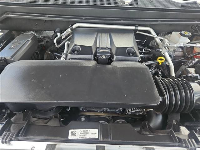 Used 2024 Chevrolet Colorado ZR2 w/ Technology Package AWD/4WD image 22