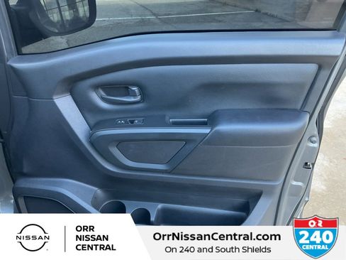 Used 2021 Nissan Titan S w/ S Utility Package image 10