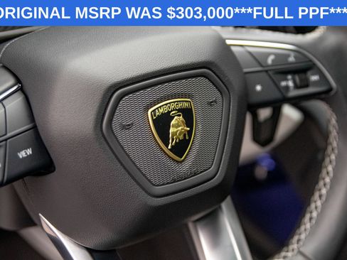 Used 2024 Lamborghini Urus S AWD/4WD image 14
