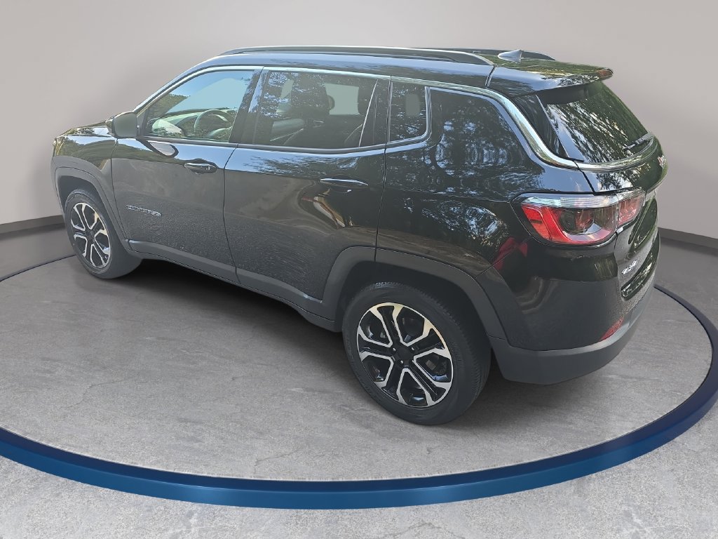 Used 2022 Jeep Compass Limited AWD/4WD image 7
