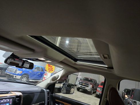 Used 2014 RAM 1500 Laramie Longhorn w/ Convenience Group image 36