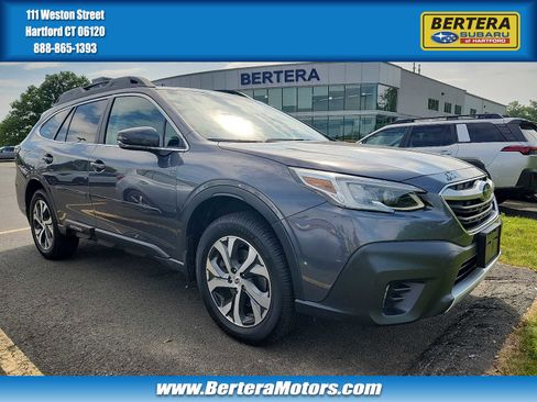 Used 2022 Subaru Outback Limited AWD/4WD image 1