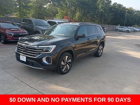 Used 2025 Volkswagen Atlas SE FWD image 1