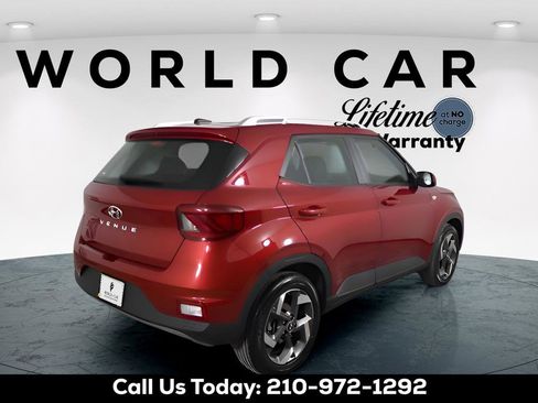 New 2025 Hyundai Venue Limited image 8