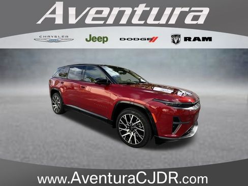 Used 2025 Jeep Wagoneer S Limited AWD/4WD image 1