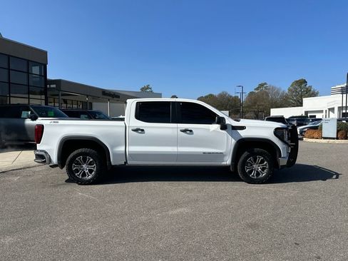 Used 2023 GMC Sierra 1500 Pro w/ Pro Value Package image 12