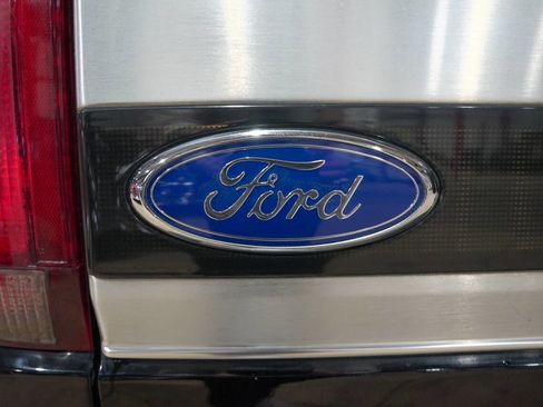 Used 1996 Ford Bronco XLT image 23