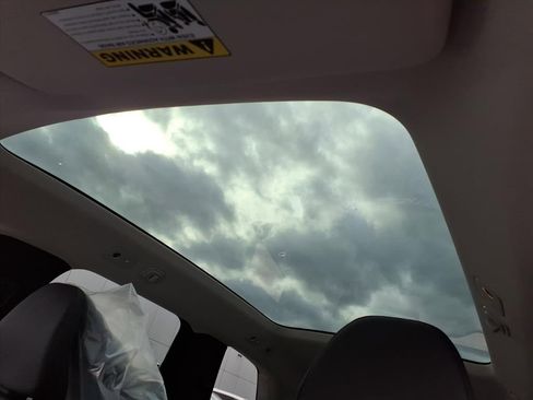 New 2025 Volvo EX90 Plus w/ Protection Package Premier image 13