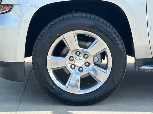 Used 2018 Chevrolet Tahoe Premier RWD image 35
