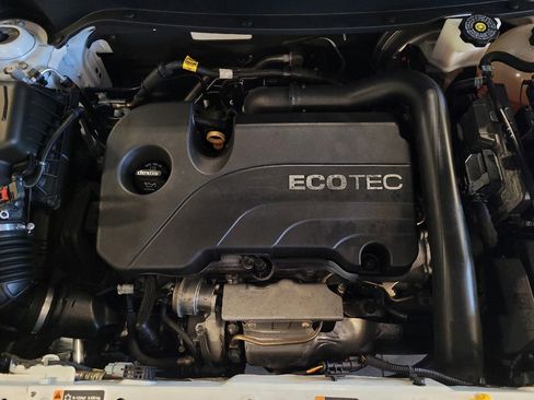 Used 2019 Chevrolet Equinox LT FWD image 30
