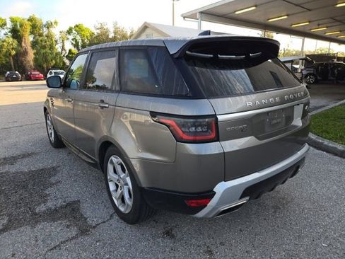 Used 2020 Land Rover Range Rover Sport HSE image 3
