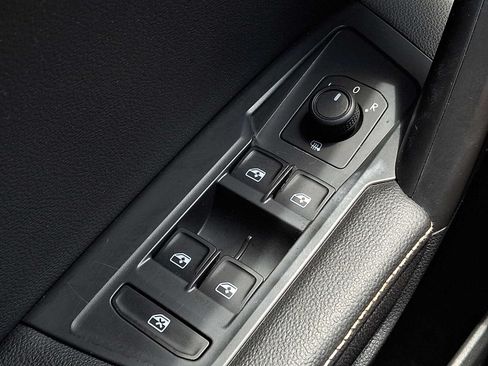 Used 2022 Volkswagen Tiguan S AWD/4WD image 25