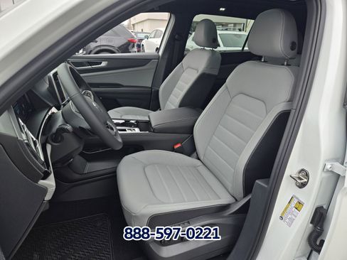 New 2026 Volkswagen Atlas Cross Sport SEL R-Line image 6