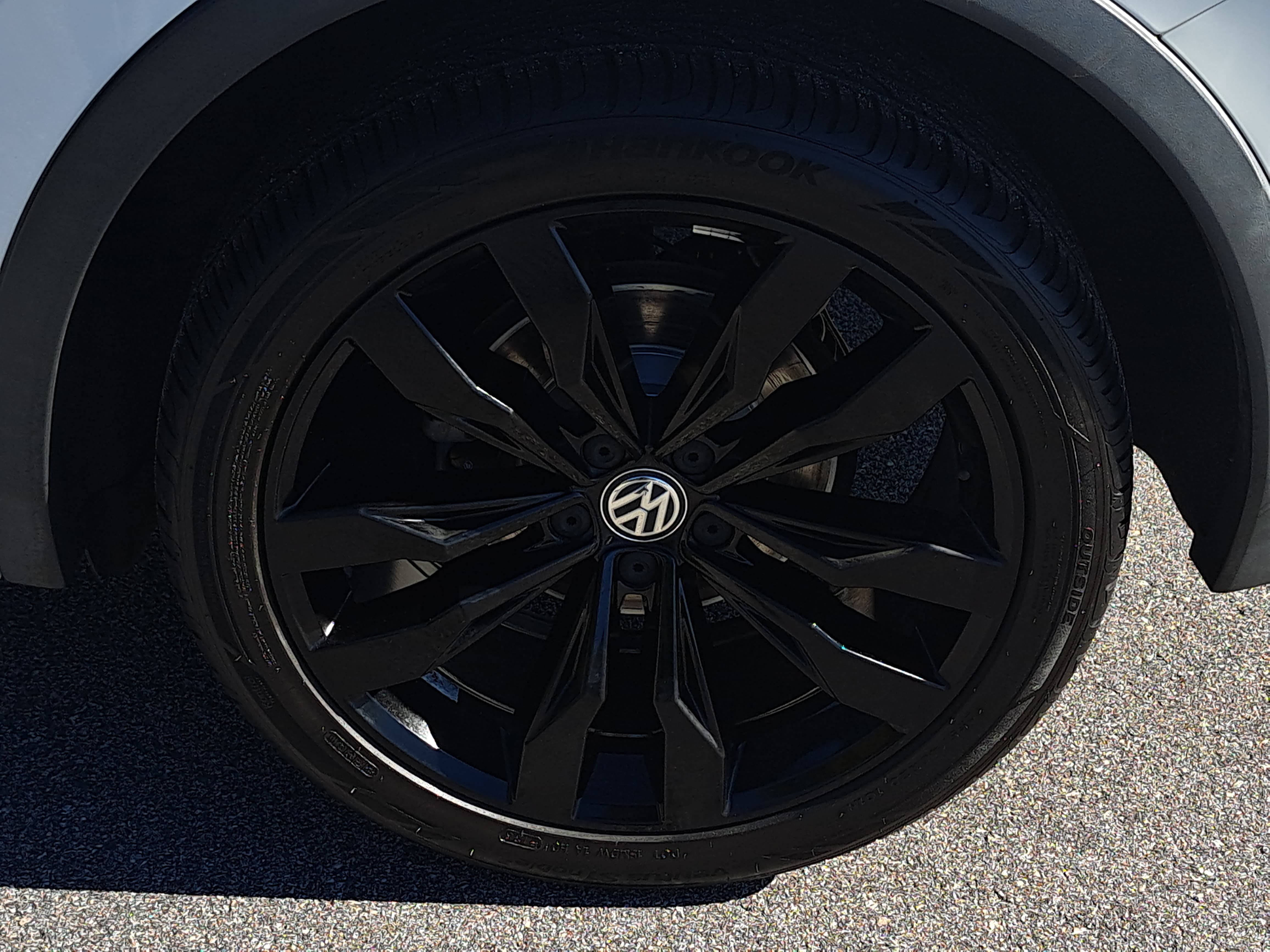 Certified 2021 Volkswagen Tiguan SE R-Line AWD/4WD image 34