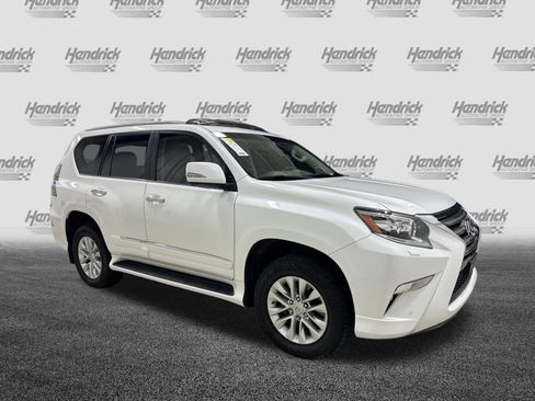 Used 2019 Lexus GX 460 Premium w/ Premium Package AWD/4WD image 2