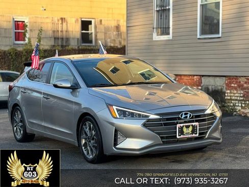 Used 2020 Hyundai Elantra Limited w/ Cargo Package (C1) image 3