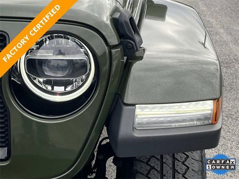 Used 2021 Jeep Wrangler Unlimited Sahara image 9