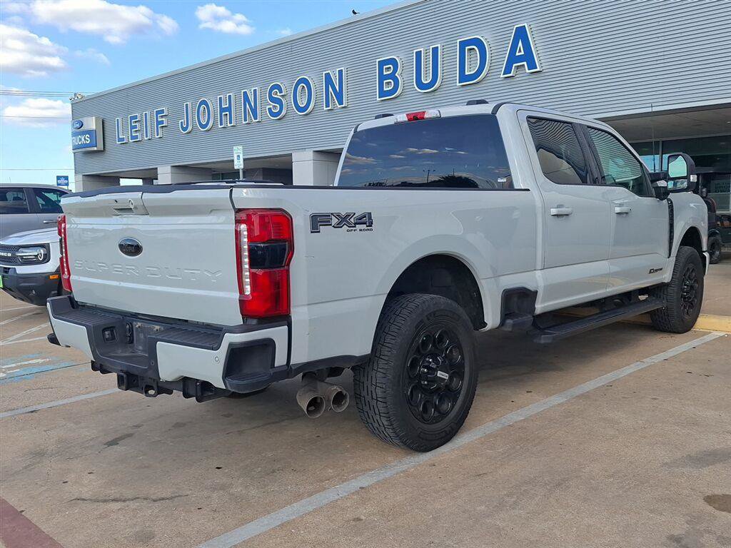 Used 2025 Ford F250 XLT w/ Black Appearance Package AWD/4WD image 7