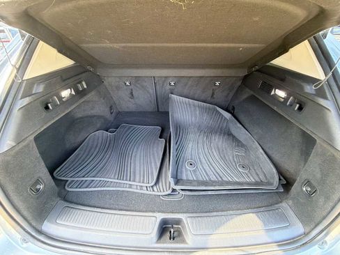 Used 2023 Buick Envision Avenir AWD/4WD image 30