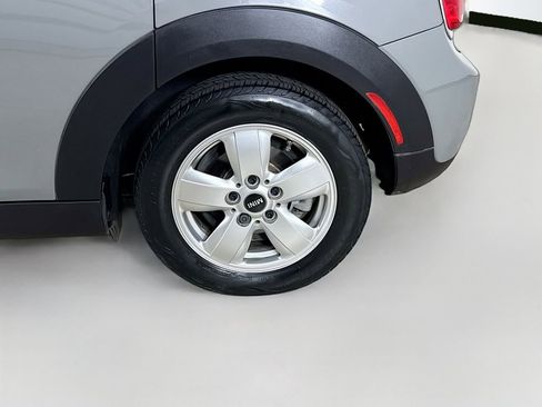 Used 2015 MINI Cooper 4-Door Hardtop FWD image 26