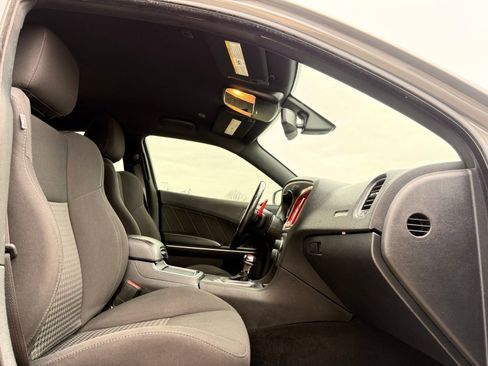 Used 2019 Dodge Charger GT RWD image 35