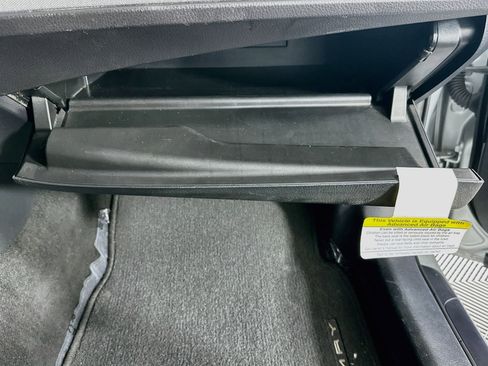 Used 2025 Toyota Camry LE FWD image 32