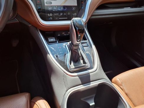 Used 2022 Subaru Outback Touring XT image 27