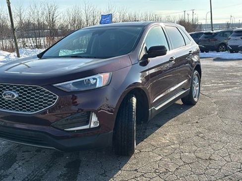 Certified 2024 Ford Edge SEL w/ Convenience Package image 7