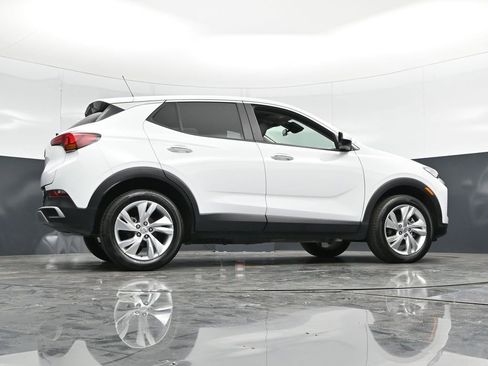 Used 2025 Buick Encore GX Preferred AWD/4WD image 45