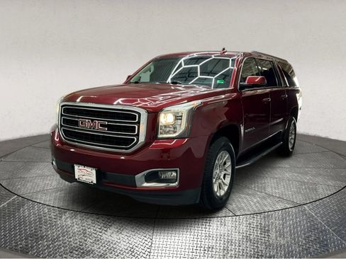 Used 2019 GMC Yukon XL SLT w/ Open Road Package image 3