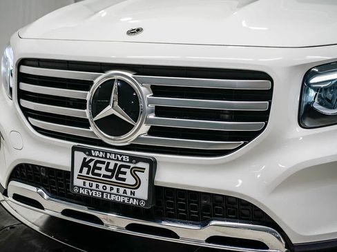 Used 2026 Mercedes-Benz GLB 250 image 8