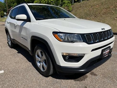 Used 2019 Jeep Compass Latitude w/ Popular Equipment Group AWD/4WD image 34