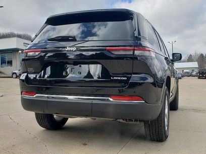 New 2025 Jeep Grand Cherokee Laredo X w/ Luxury Tech Group I