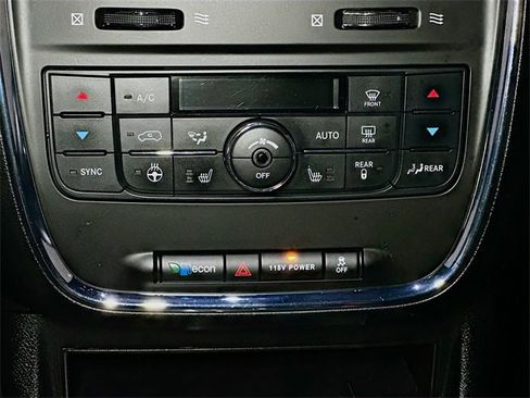 Used 2017 Dodge Grand Caravan GT image 13