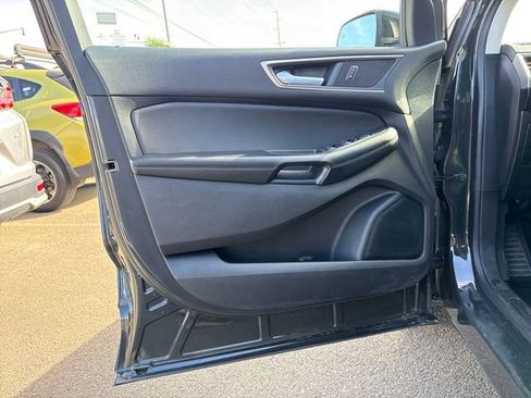 Used 2022 Ford Edge SEL AWD/4WD image 16