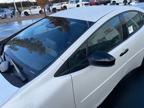 New 2026 Toyota Prius AWD image 4