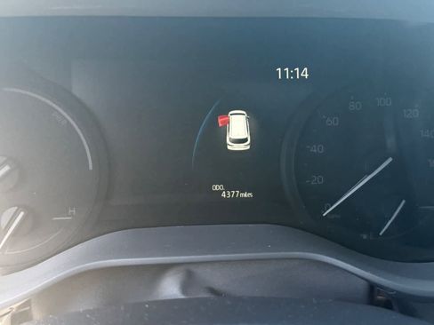 Used 2025 Toyota Sienna LE w/ LE Plus Package image 22