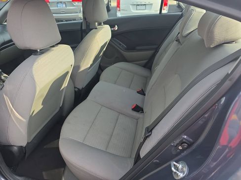 Used 2016 Kia Forte LX w/ LX Popular Plus Package FWD image 7