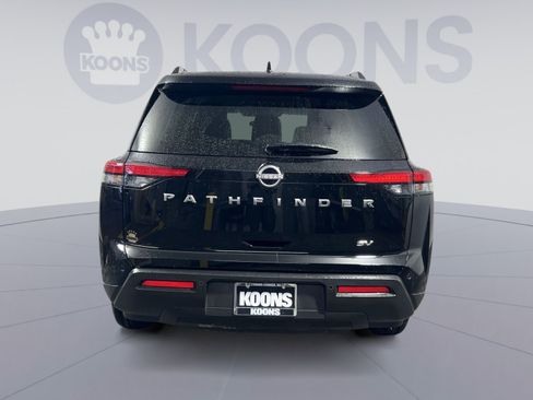 Used 2024 Nissan Pathfinder SV FWD image 10