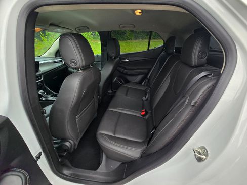 Used 2024 Buick Encore GX Sport Touring FWD image 18