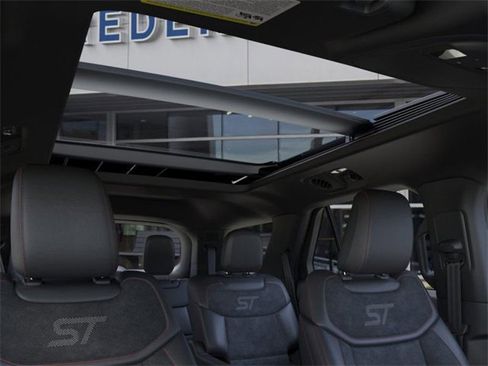 New 2026 Ford Explorer ST w/ Sun And Sound Package image 22