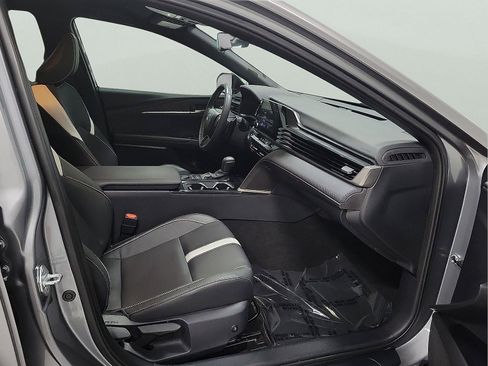 Certified 2025 Toyota Camry SE FWD image 15