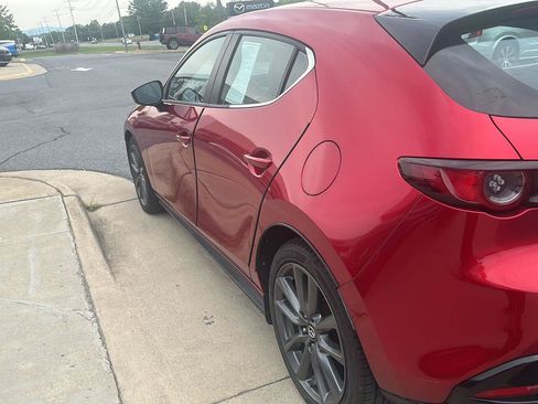 Used 2019 MAZDA MAZDA3 AWD Hatchback image 6