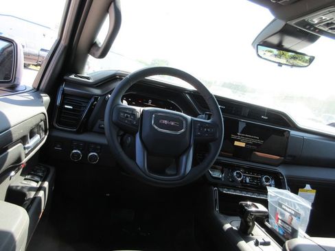 New 2026 GMC Sierra 1500 AT4 w/ AT4 Premium Package AWD/4WD image 13