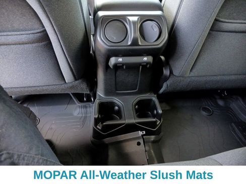 New 2025 Jeep Gladiator Willys image 26