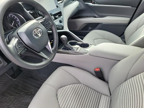 Used 2023 Toyota Camry SE w/ Audio Upgrade Package image 7
