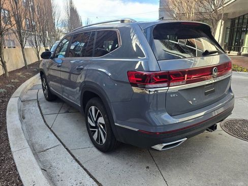 Certified 2025 Volkswagen Atlas SEL image 24