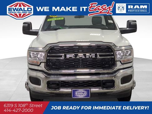 New 2024 RAM 3500 Tradesman image 15