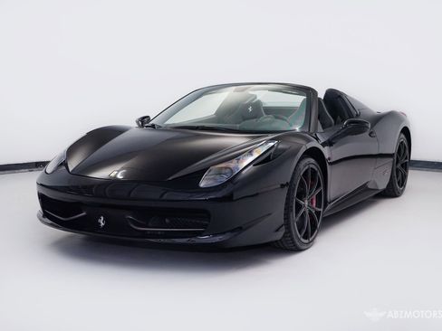 Used 2013 Ferrari 458 Spider RWD image 2