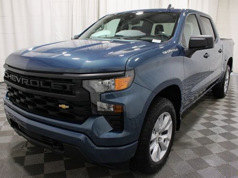 Used 2024 Chevrolet Silverado 1500 Custom AWD/4WD image 30